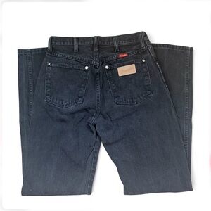Vintage Women’s Wrangler Straight Leg Black Jeans High Waisted 28x32
